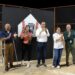 Entrega Toño Astiazarán iluminación de campo de béisbol en Bahía de Kino