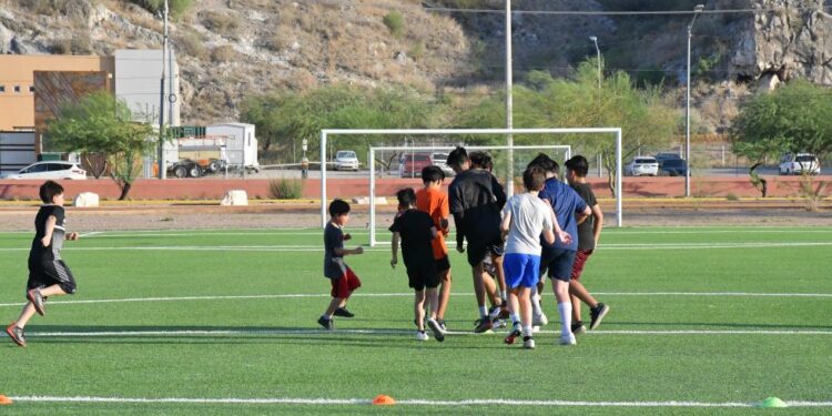 Realiza con éxito IDH clínicas deportivas para niñas, niños y adolescentes de Hermosillo