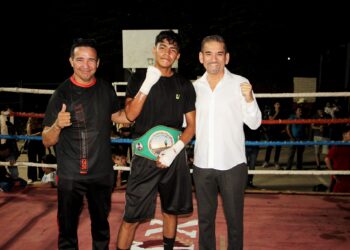 UN ÉXITO ROTUNDO FUNCIÓN DE BOX