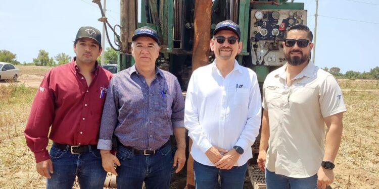 GARANTIZAR EL ABASTO DE AGUA POTABLE HA SIDO Y ES PRIORIDAD EN MI GOBIERNO; Juan Jesús Flores Mendoza