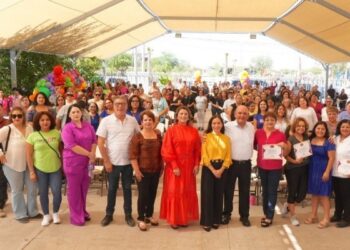 Celebra Alcalde cierre de cursos y talleres de Desarrollo Social