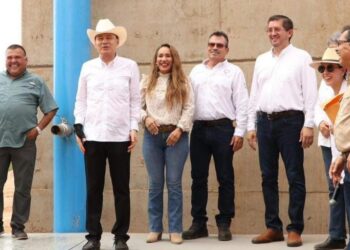 Acompaña el presidente de Navojoa Elias Retes al gobernador Alfonso Durazo en Historica inauguración del acueducto Macoyahui-Álamos
