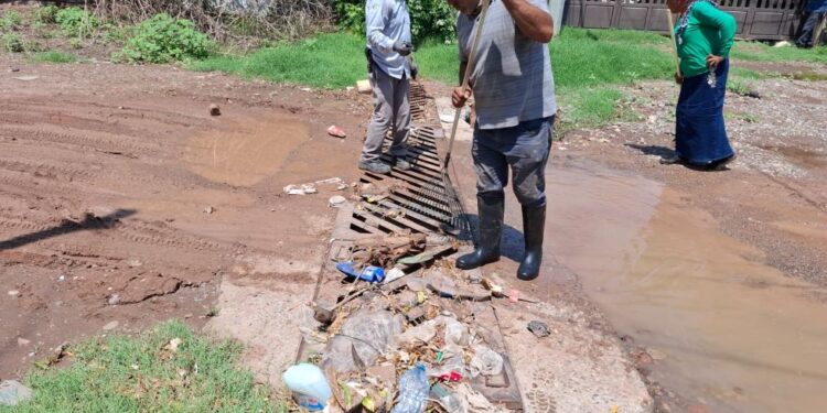 Da solución imagen urbana a inundación del paso a desnivel de la calle 200