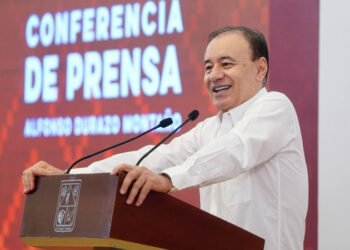 Destina Gobernador Durazo presupuesto más grande para uniformes escolares en Sonora