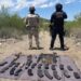 La Policía Estatal y del Ejército Mexicano se llevó a cabo el aseguramiento de dos vehículos y arsenal de armas de fuego, en Benjamín Hill.