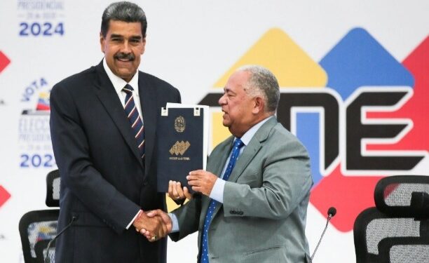 Denuncia Nicolás Maduro golpe de Estado en curso