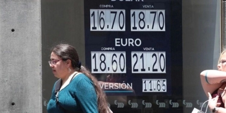 Mercados financieros esperan datos de inflación
