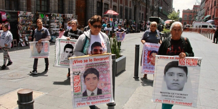 Publica la Presidencia anexo del informe sobre Ayotzinapa; incluye un reporte del Ejército