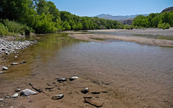 Autoridades investigan reporte en Río Yaqui por el momento no se ha detectado posible fuente de contaminación