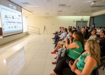 Realizan en la UES Foro “Ruta Estratégica para el Desarrollo de la Industria de Semiconductores en Sonora”