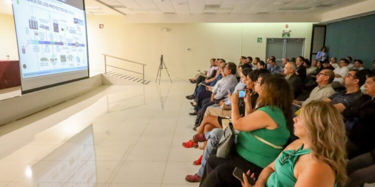 Realizan en la UES Foro “Ruta Estratégica para el Desarrollo de la Industria de Semiconductores en Sonora”