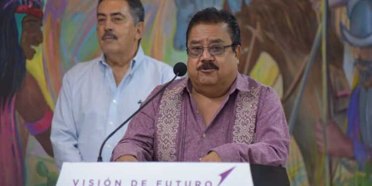 Presentan convocatoria para el desfile cívico militar del  214 aniversario de la independencia de México