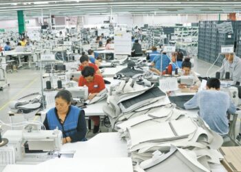 Informalidad y desarrollo de habilidades, retos para que el nearshoring detone mejores salarios