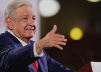 «Actitud injerencista» por financiar a MCCI, advierte AMLO a Biden en carta