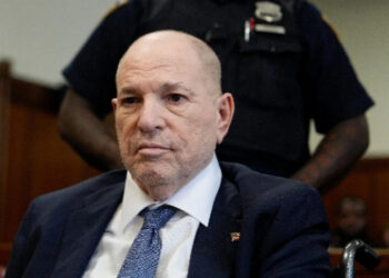 Harvey Weinstein seguirá bajo custodia en NY a la espera de un nuevo juicio por violación