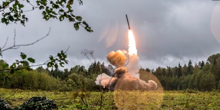 Rusia denuncia ataque de Ucrania con misiles occidentales en Lugansk