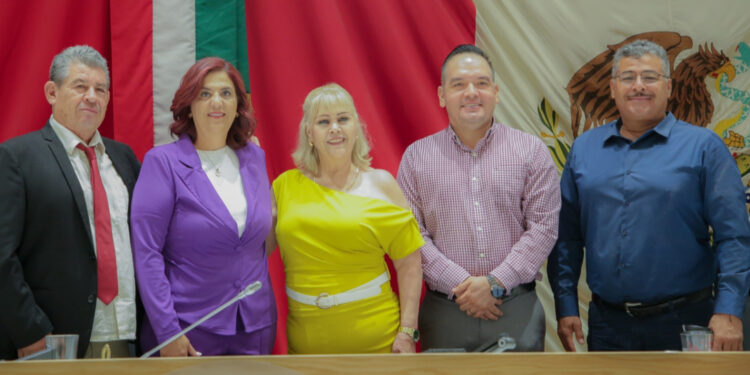 Presentan iniciativa sobre desapariciones y rinde protesta diputada en el Congreso de Sonora