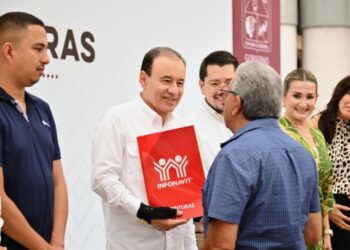 Gobernador Durazo desarrolla plan de fácil acceso a la vivienda para todos los sonorenses
