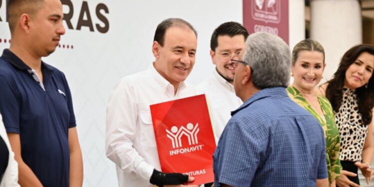 Gobernador Durazo desarrolla plan de fácil acceso a la vivienda para todos los sonorenses