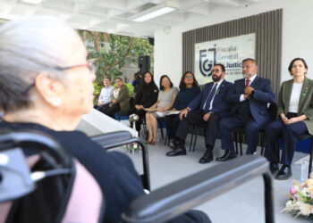 Buscan combatir abandono de adultos mayores en CDMX