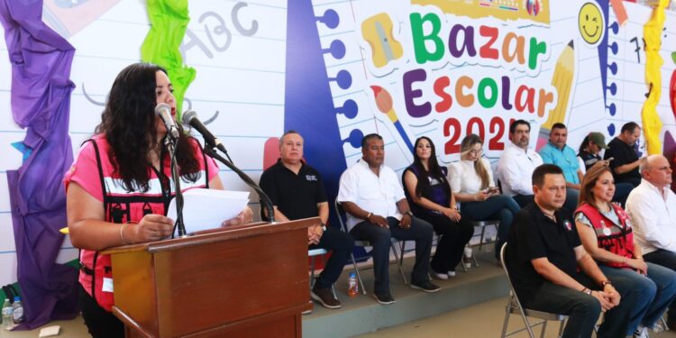 Gobierno de Sonora realiza con éxito segundo Bazar Escolar 2024 en HMO