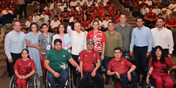 Beneficia Gobernador Durazo a 452 atletas con becas deportivas