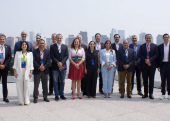 Expone Toño Astiazarán en foro internacional acciones exitosas para hermosillenses