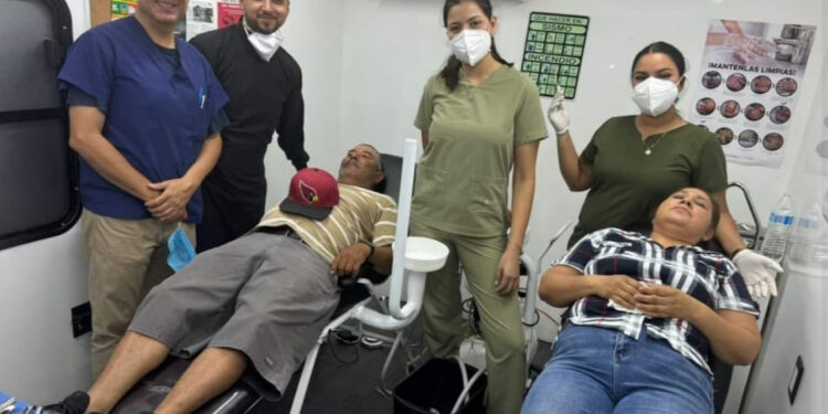 Llevan jornada de salud a la unión.