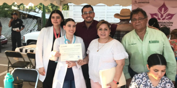 Lleva gobierno municipal jornada de servicios a la colonia Luis Echeverría