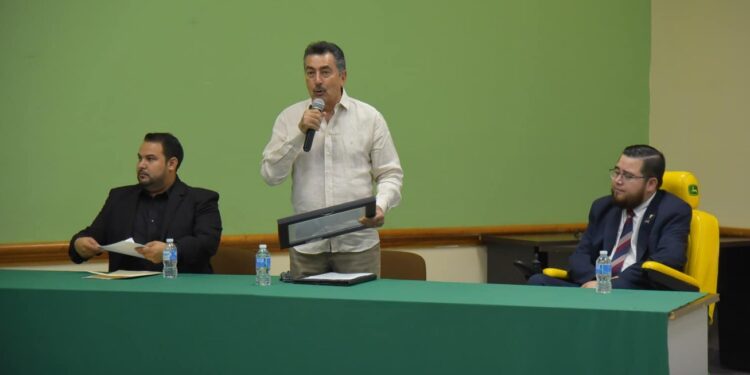 Impulsa Gobierno municipal bienestar en las y los jóvenes con conferencia «Sin Límites»
