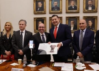 Armenta de la mano con las MIPyMES para el impulso de la economía familiar