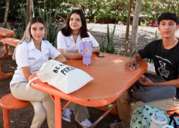 Espera UES reinscripción de más de 13 mil estudiantes al semestre 2024-2