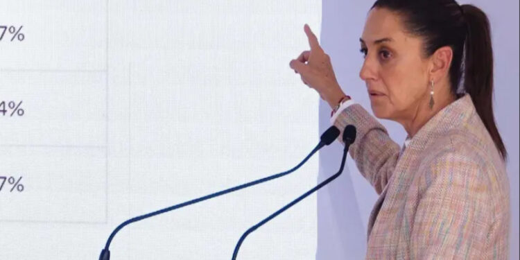 Sheinbaum descarta petroleras privadas; ‘vamos a seguir fortaleciendo a Pemex’