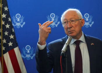Ken Salazar advierte que reforma judicial de AMLO pone en riesgo relación comercial con EEUU: “El narco podría aprovecharse”