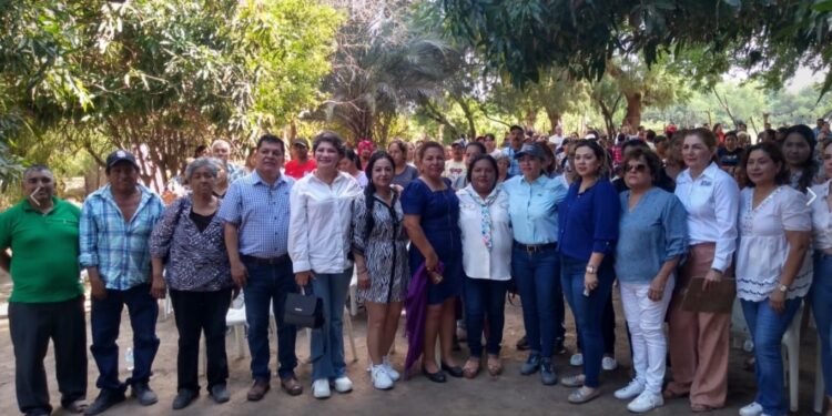 Lleva SEDESON apoyos al Samicarit.