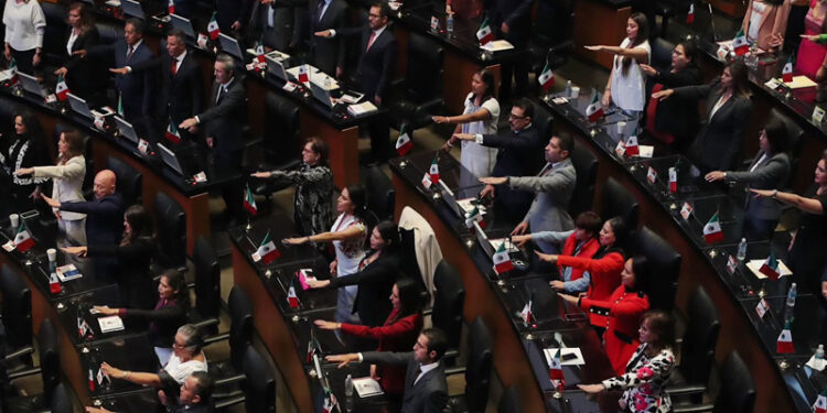 Abre San Lázaro bajo control total de Morena