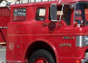 Incendio en colonia santa cecilia, arrojó afortunadamente, solo pérdidas materiales.