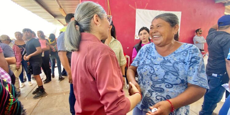 Ofrece Gobierno de Sonora más de 3 mil servicios durante jornada en el sur del Estado