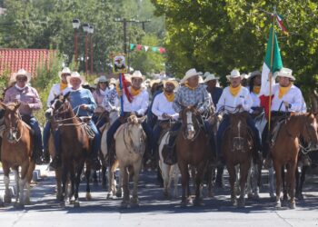 Encabeza Turismo exitosas fiestas patronales en Bavispe 2024
