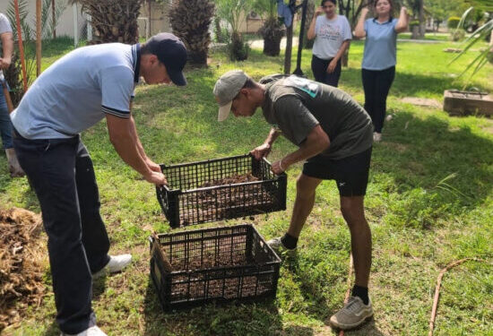 Estudiantes normalistas cultivarán alimentos mediante sistema de agricultura ecológica