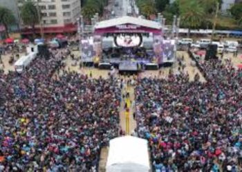 Con concierto en Revolución CDMX despide a AMLO