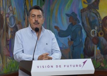 Avanzan trabajos y mantenimiento de red sanitaria del  OOMAPAS de Cajeme