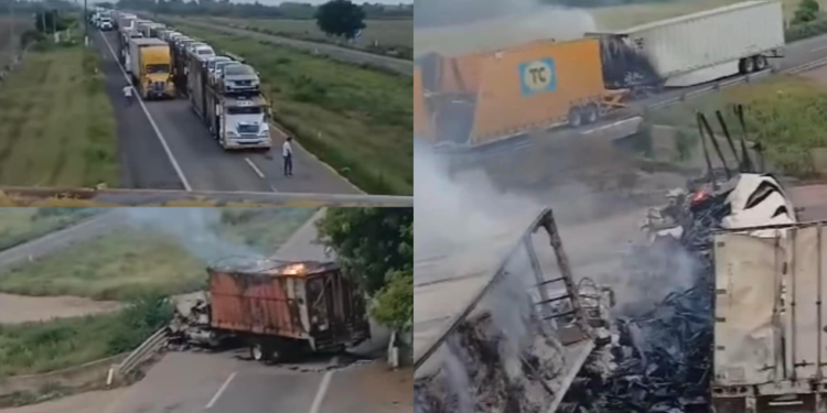 Bloqueo en Autopista Mazatlán-Culiacán; tráileres y vehículos incendiados