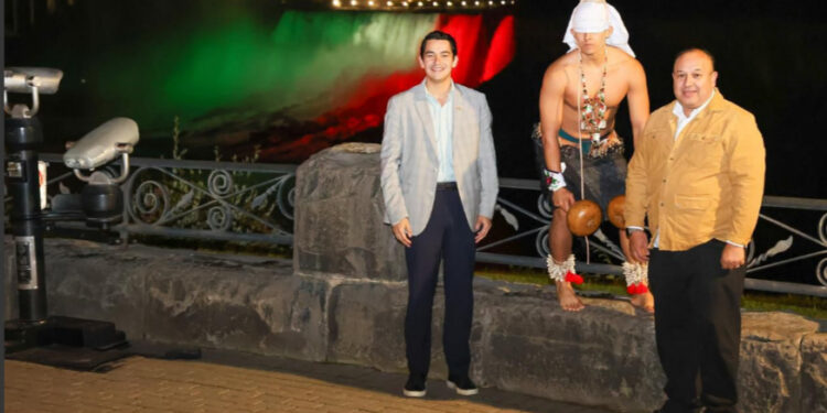 Arranca la Semana México en Canadá con la iluminación de las Cataratas del Niágara de verde, blanco y rojo