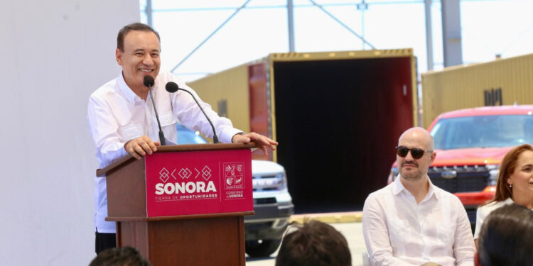 Consolida Gobernador Durazo modernización del Puerto de Guaymas como puerta logística del noroeste