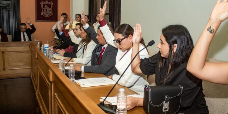 Designa Ayuntamiento de Guaymas a funcionarios  municipales