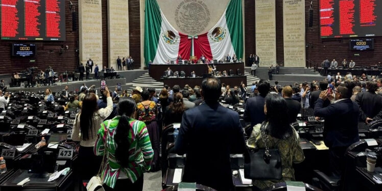 Avalan diputados paso de GN a Sedena; excluye a los marinos