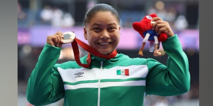 Osiris Machado logra debut de bronce en lanzamiento de disco