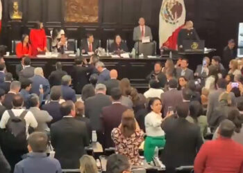 Aprueba Senado reforma constitucional al poder judicial con voto de Yunes