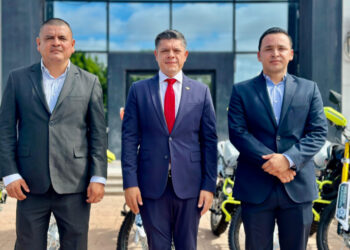 Alberto ‘Beto’ Vázquez Entrega 9 Nuevas Unidades a Seguridad Pública y Bomberos